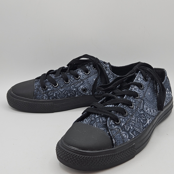 Yes We Vibe Blue And Black Mandala Sneakers Size 8.5-Women's, 7 -Men's - Picture 6 of 16